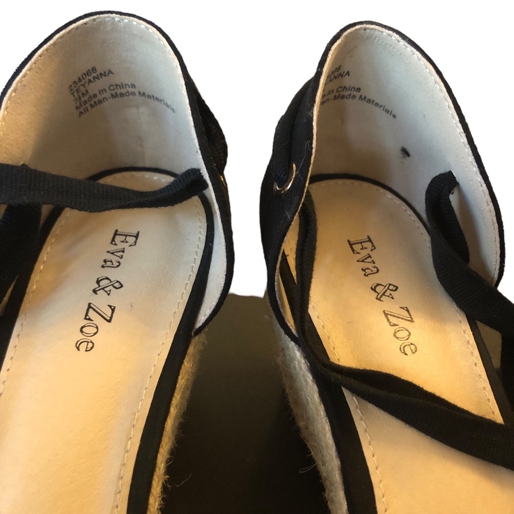 Eva & Zoe Black Lace Wedge Heels size 7 1/2 - Picture 3 of 10